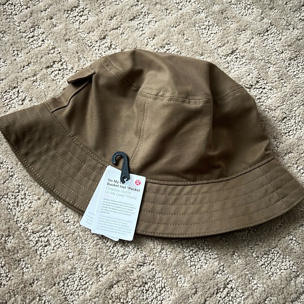 Lululemon bucket hat never worn